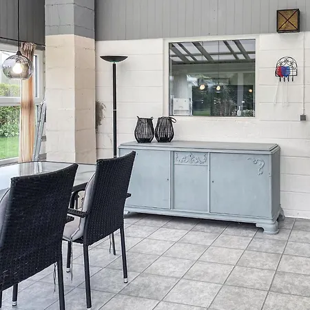 Dom wakacyjny Awesome In With Kitchen